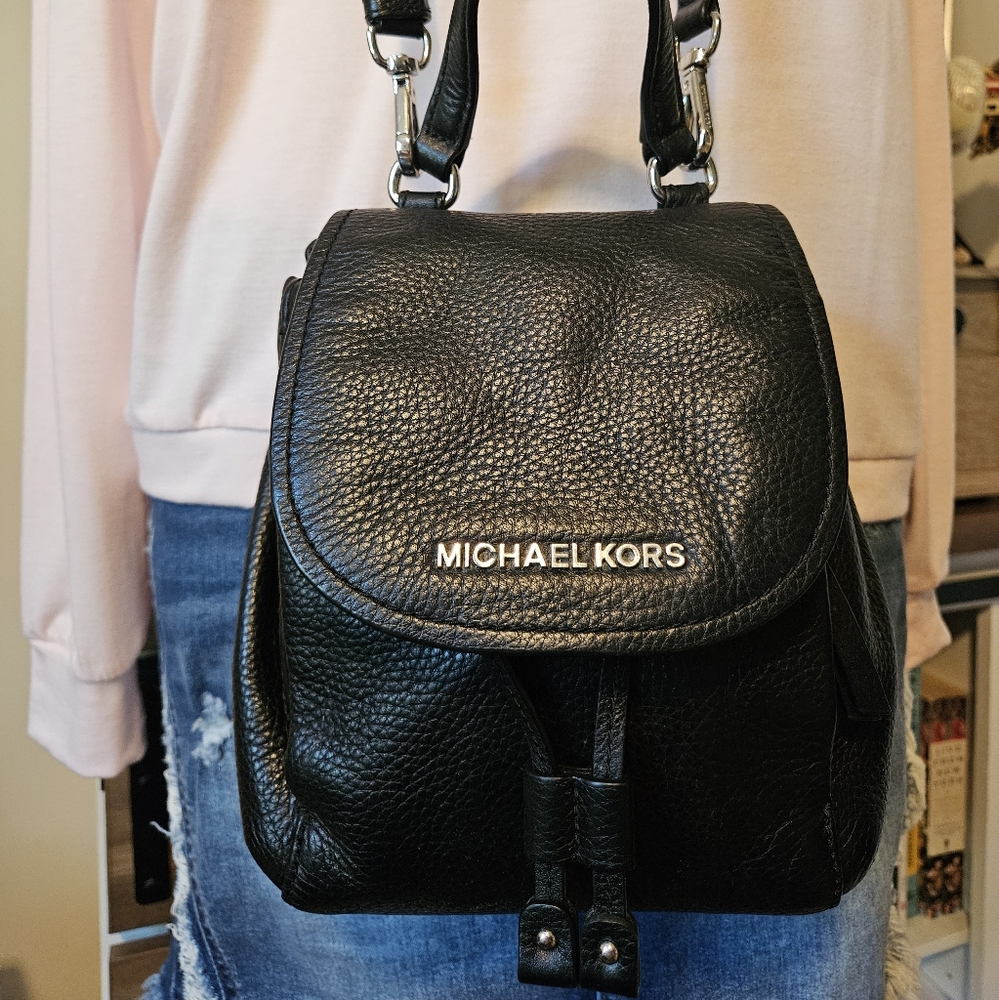Michael Kors Small Riley backpack Pebbled Leather Crossbody Bag with Handle
